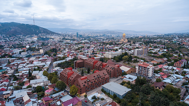 როგორ ვიყიდე iPhone 15 Pro Max და ფასზე ვივაჭრე