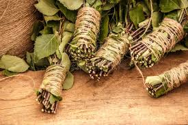 Schwalldusche Sauna Entspannung und Erfrischung in einem Schwalldusche Sauna Entspannung und Erfrischung in einem